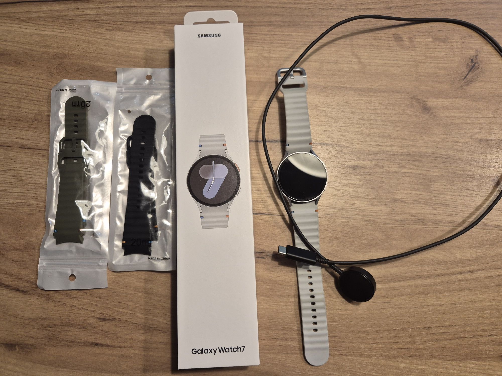 SAMSUNG Galaxy Watch 7 (44mm) Srebrny na gwarancji