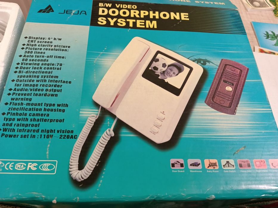 Продається відеодомофон.