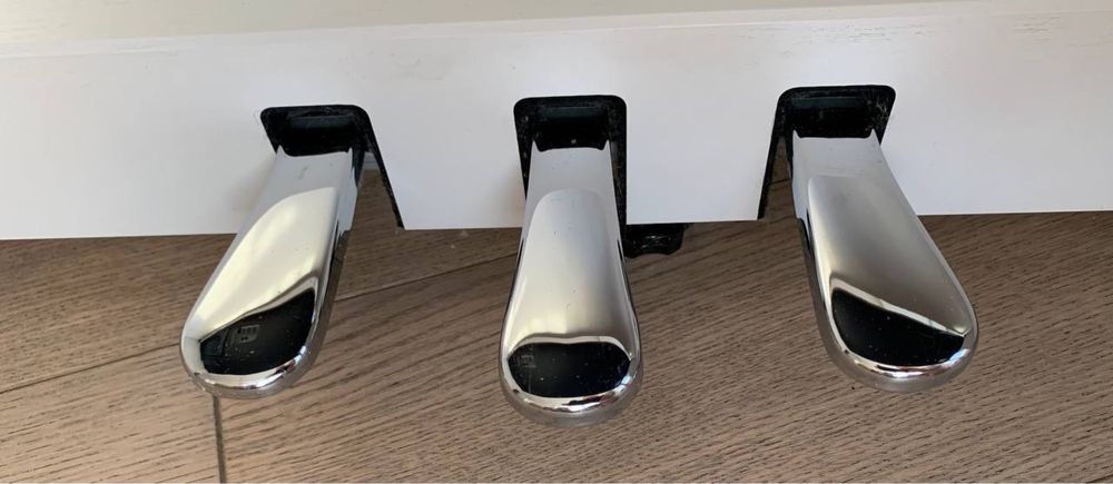 Цифровое пианино YAMAHA Clavinova CLP-645 WH/E