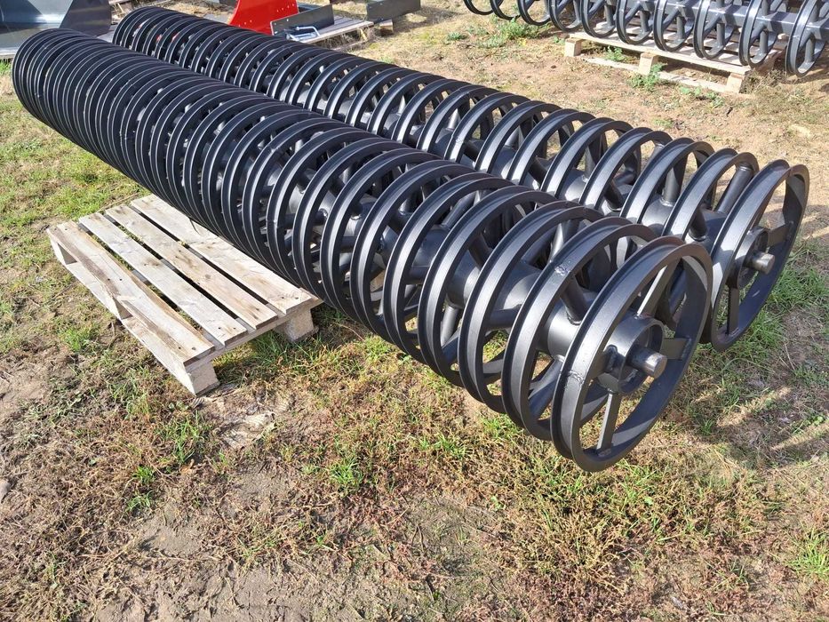 Wał daszkowy ceownikowy na wymiar 0,5 -4 m 50 -60 cm Dostawa cały kraj