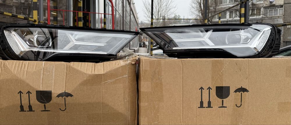 Фара  фары фари стоп стопы Audi Q7 4M0 Full LED 2020 2021 2022 2023
