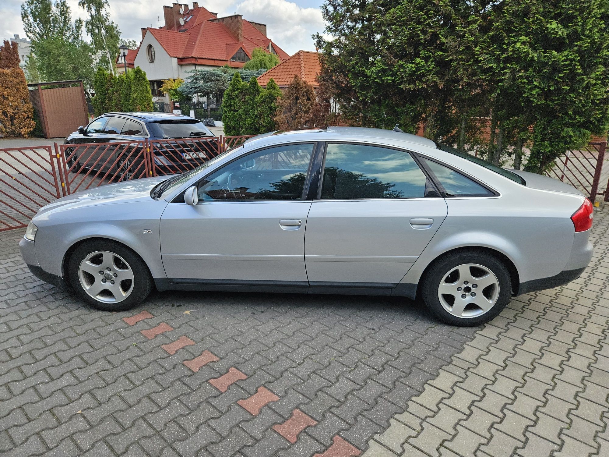 Audi A6C5 2.4 benzyna
