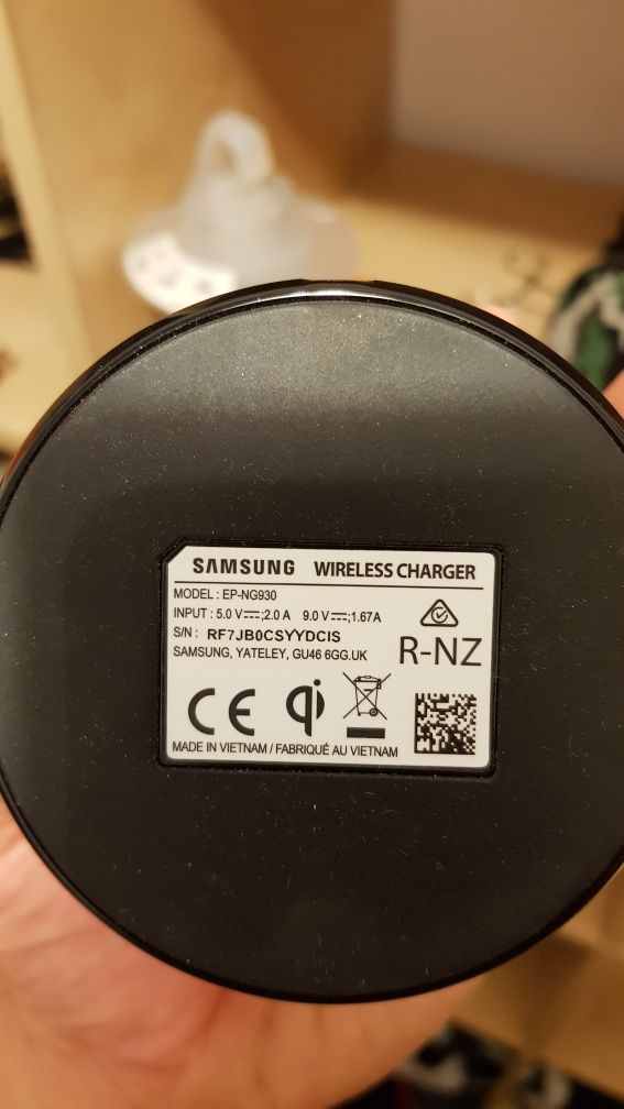 Samsung ładowarka indukcyja fast
