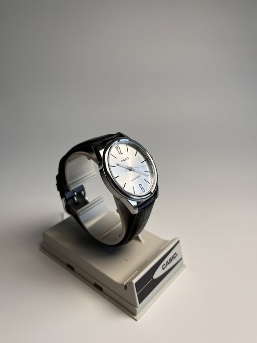 Casio MTP-V005L, годинник класичний касіо, часы касио Ø42мм