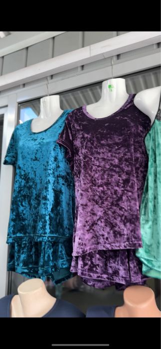 Піжами велюр,шорти+майка, футболка+шорти 48-50 розмір