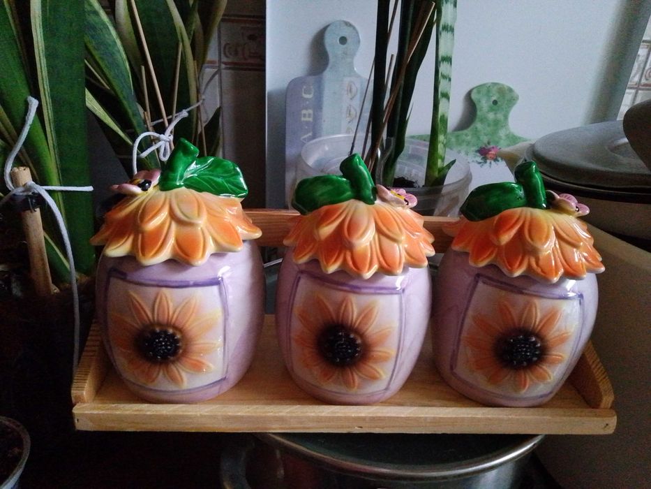 3 за 200 Керамічні баночки для спецій