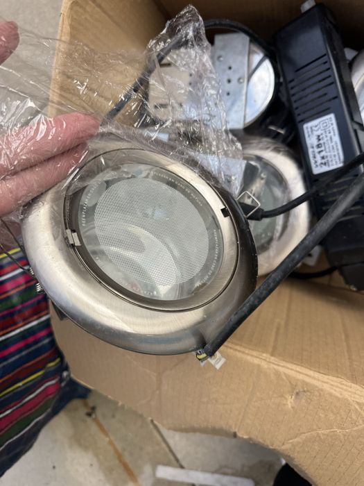 Focos 6 de teto de teto em bom estado