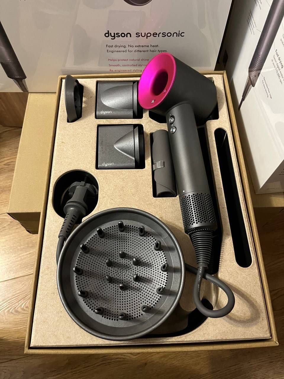 Фен Dyson SupersonicHD03