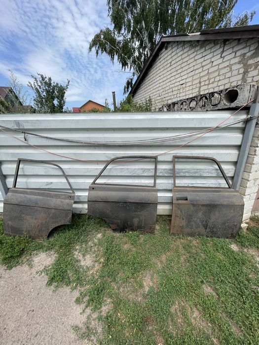 Двері Москвич 412