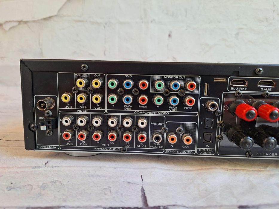 Smukły Marantz NR1501 HDMI Optical