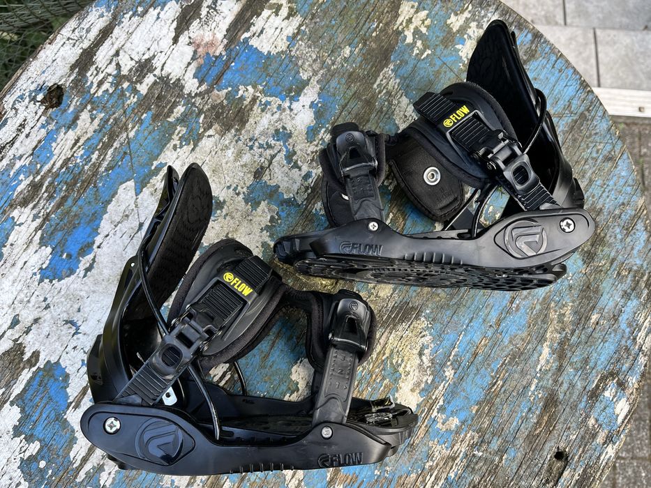 Flow Evole M Wiązania Snowboardowe Na Snowboard