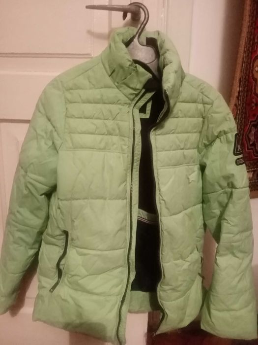 Куртки для дівчинки 10-12років