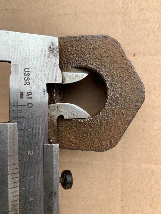 Футорка в чугунную батарею