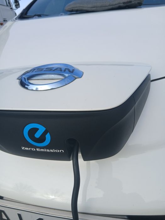 Замок блокування ніссан ліф