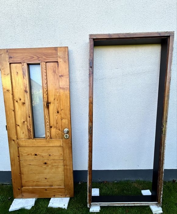 Drzwi drewniane zewnętrzne grube