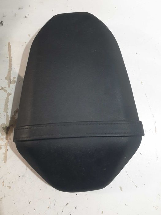 Yamaha MT007 siedzenie pasażera kierowcy
