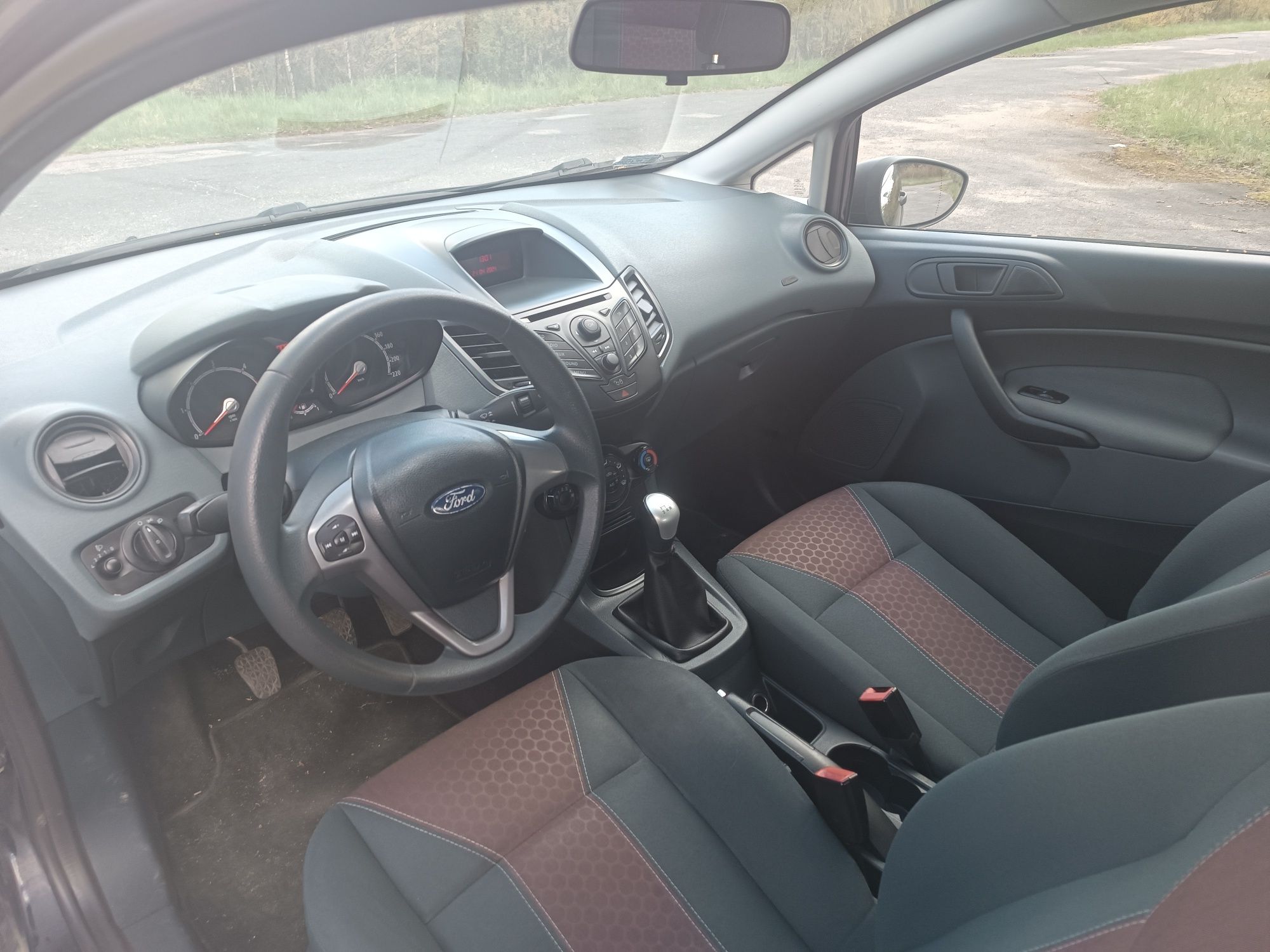Ford Fiesta MK7 2011r 1.6 TDCi 95KM, sprawna klimatyzacja.