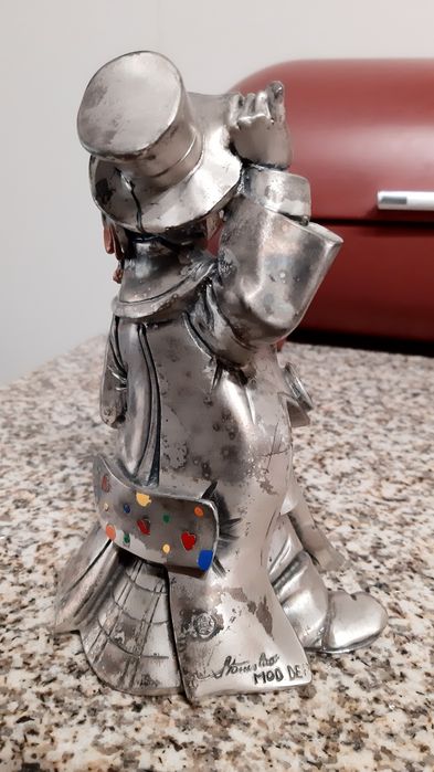 Estatueta - boneco palhaço
