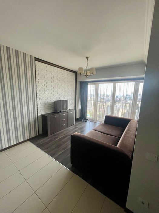 Аренда 1к с ремонтом низ Поля, видовая