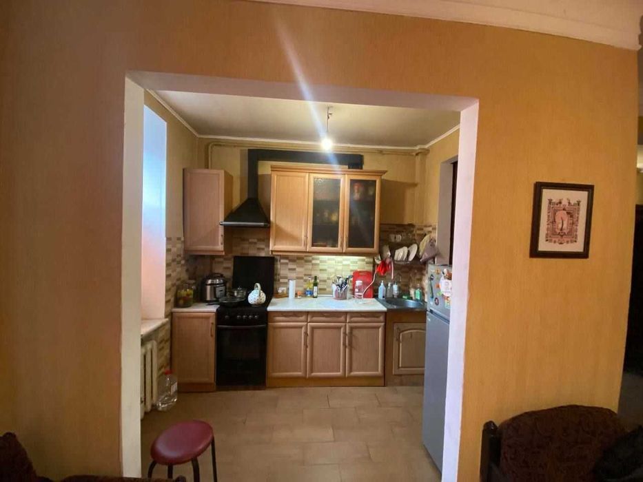 Продажа 3х-комнатной сталинки м.Шулявская