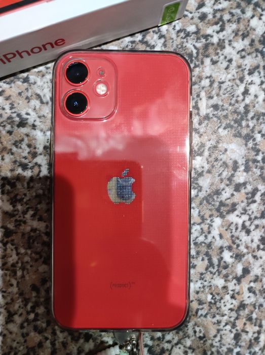 Telefon Apple iPhone 12 Red.