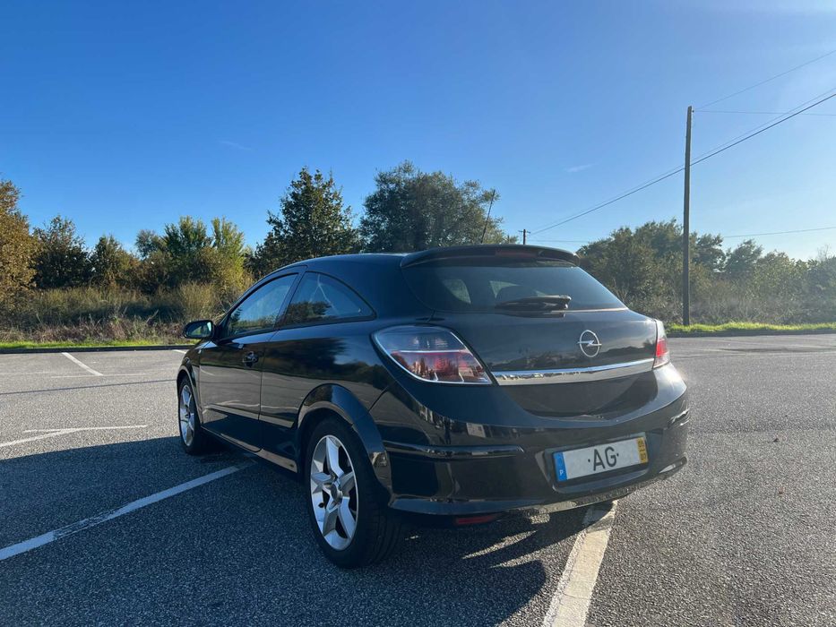 Opel Astra GTC 1.7 CDTI