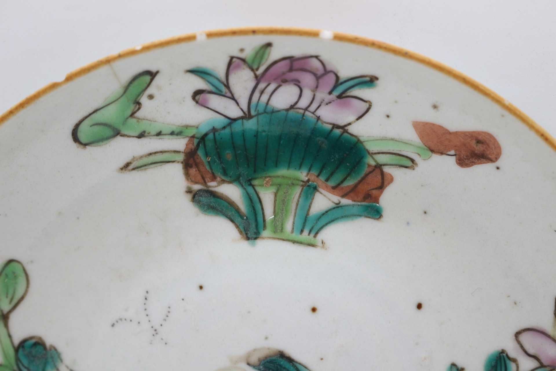 Prato Porcelana Chinesa  Família Rosa Vegetalista Séc. XIX 17 cm