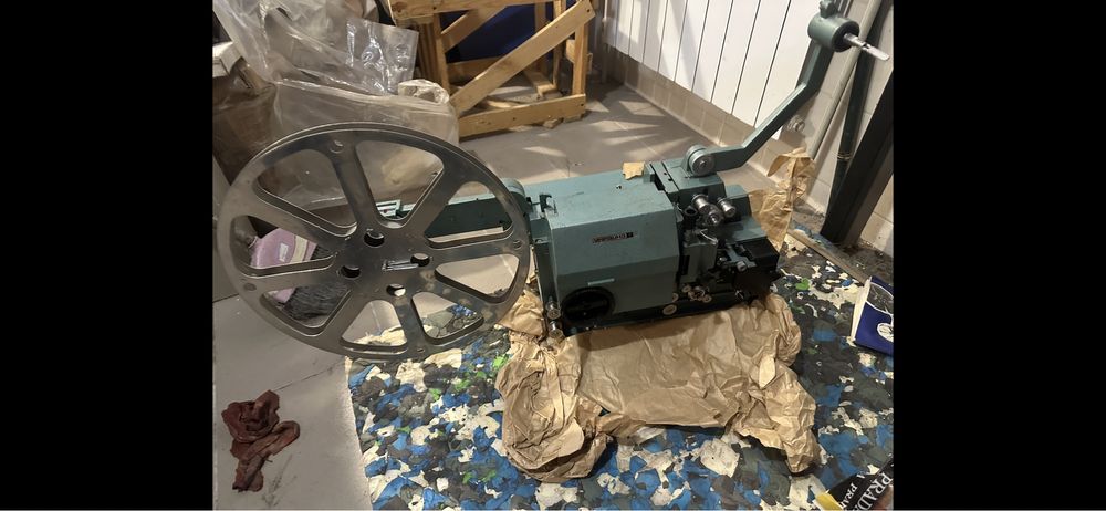 Кинопроэктор Украина-7