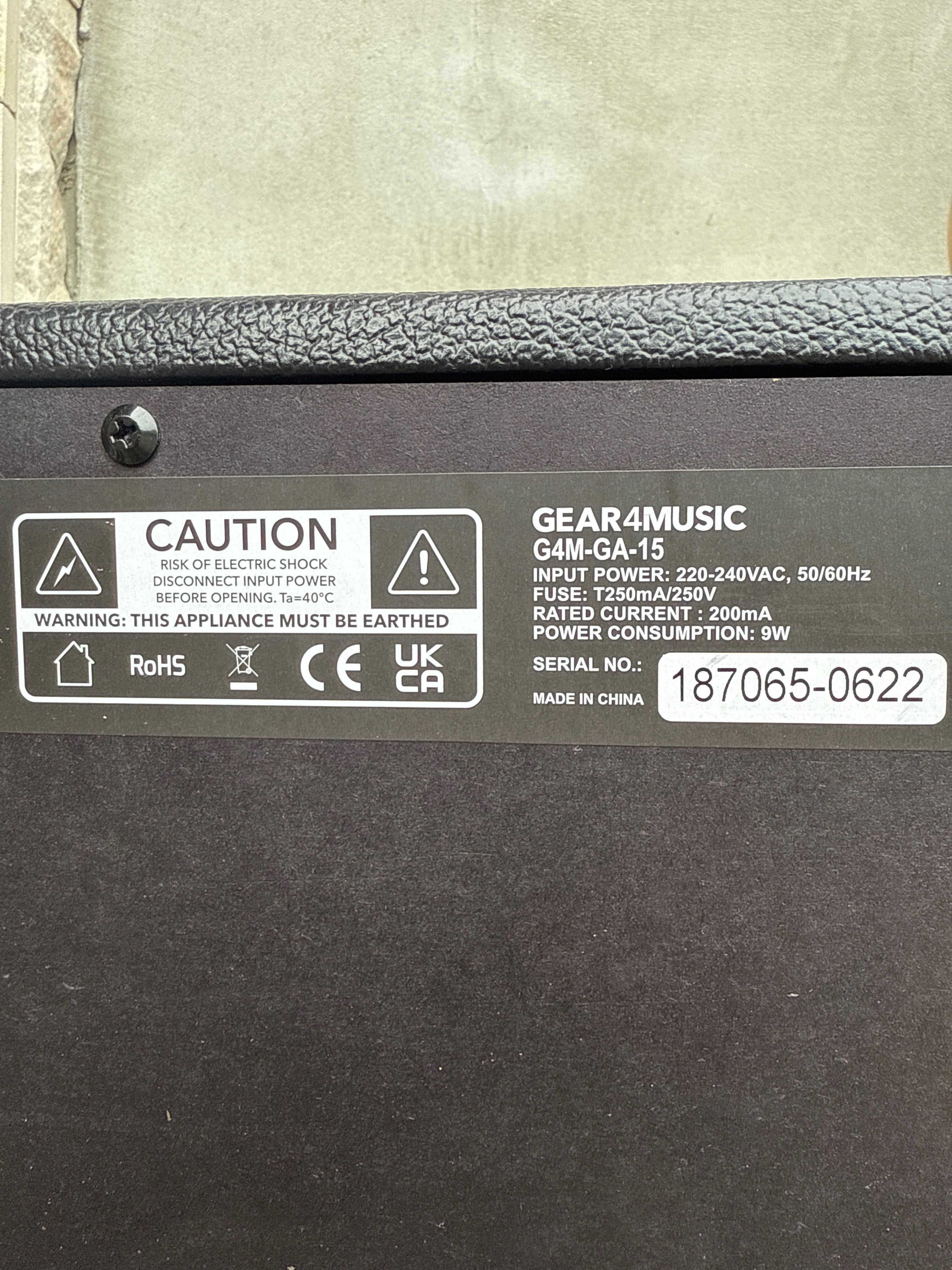Gitara Gear 4 music + piecyk + struny + pokrowiec