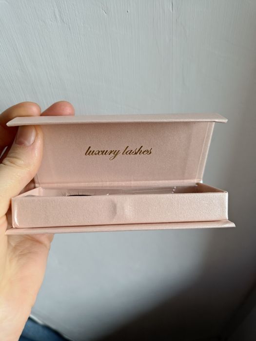 Накладні вії нові