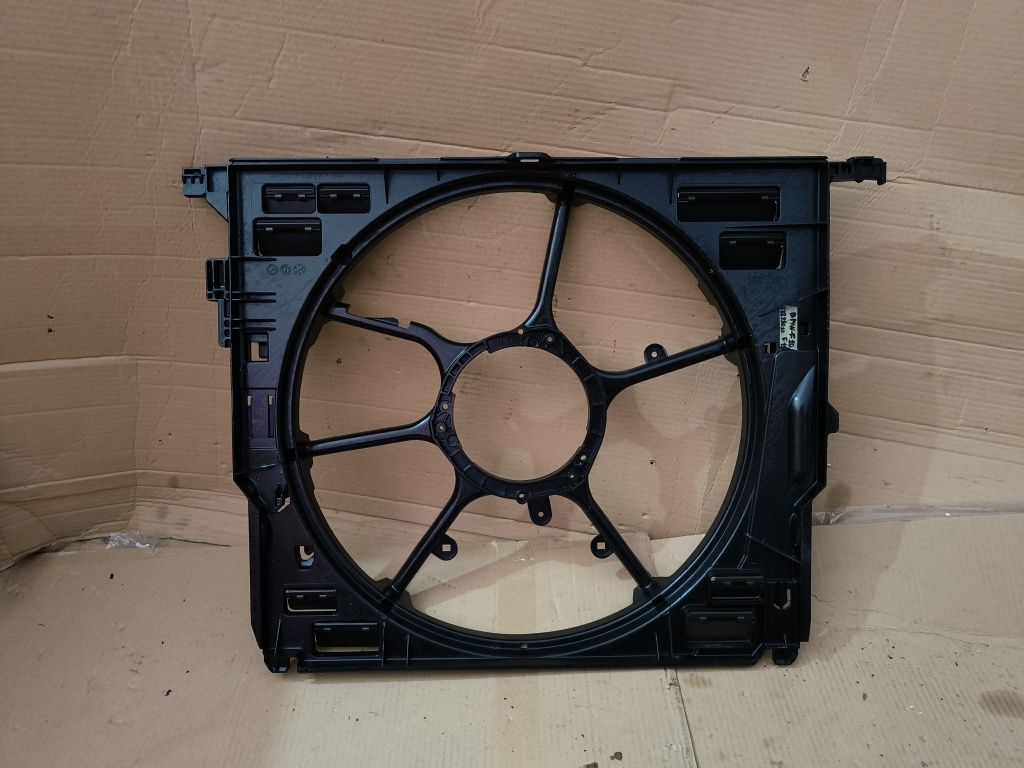 Телевизор панель радиатора BMW 5 F10 F11 дифузор