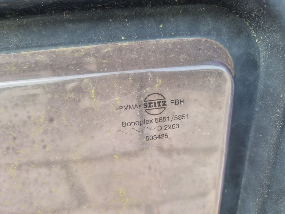 Okno szyba przód Hobby 150x67cm