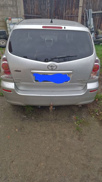 Toyota Corolla verso 2006 2.2 177km