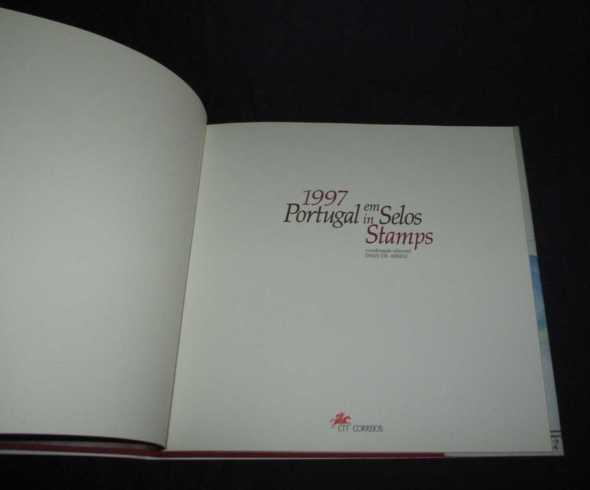 Livro Portugal em Selos 1997 Correios CTT