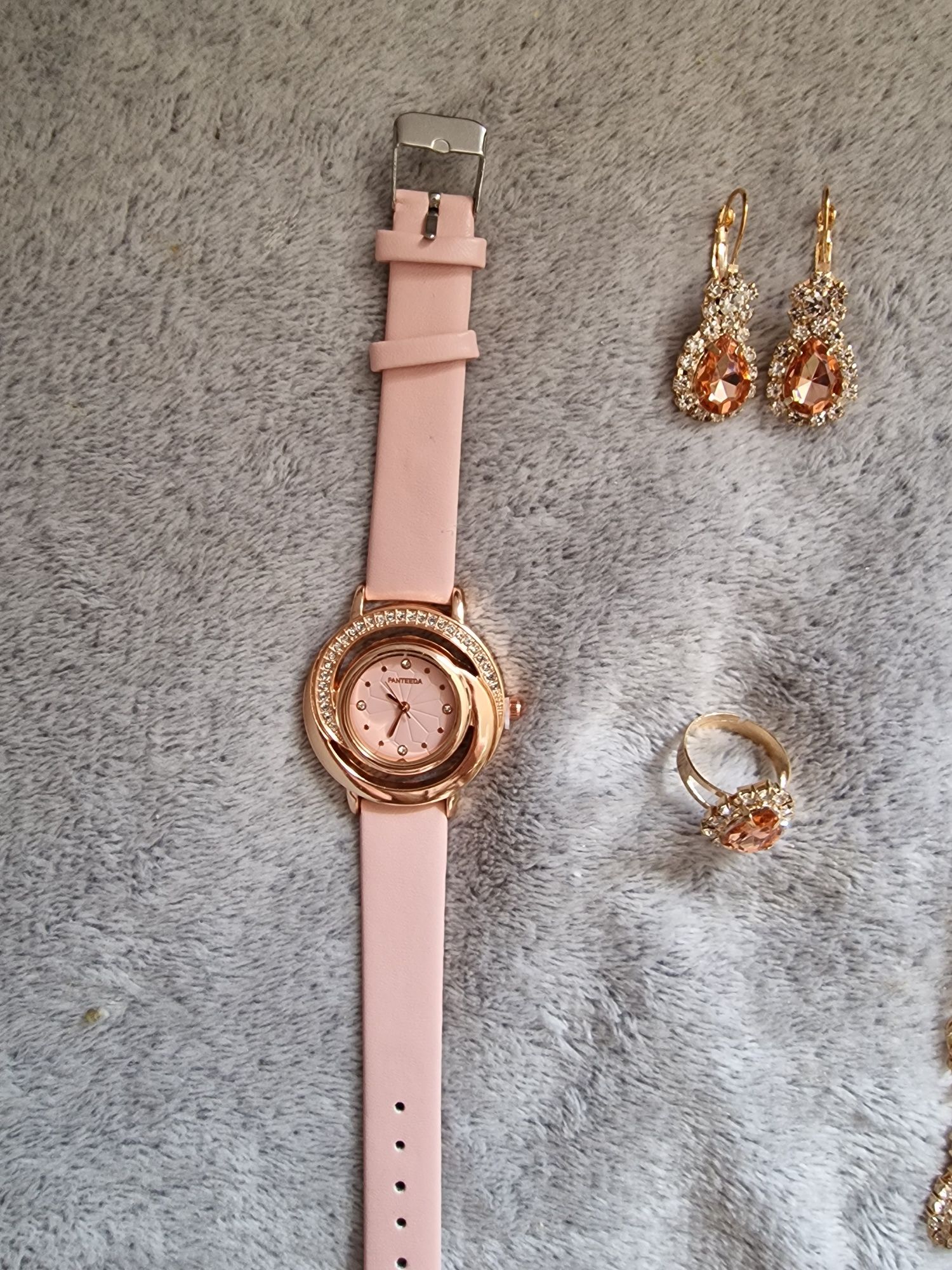 Komplet Zestaw biżuterii zestaw prezentowy zegarek naszyjnik kolczyki