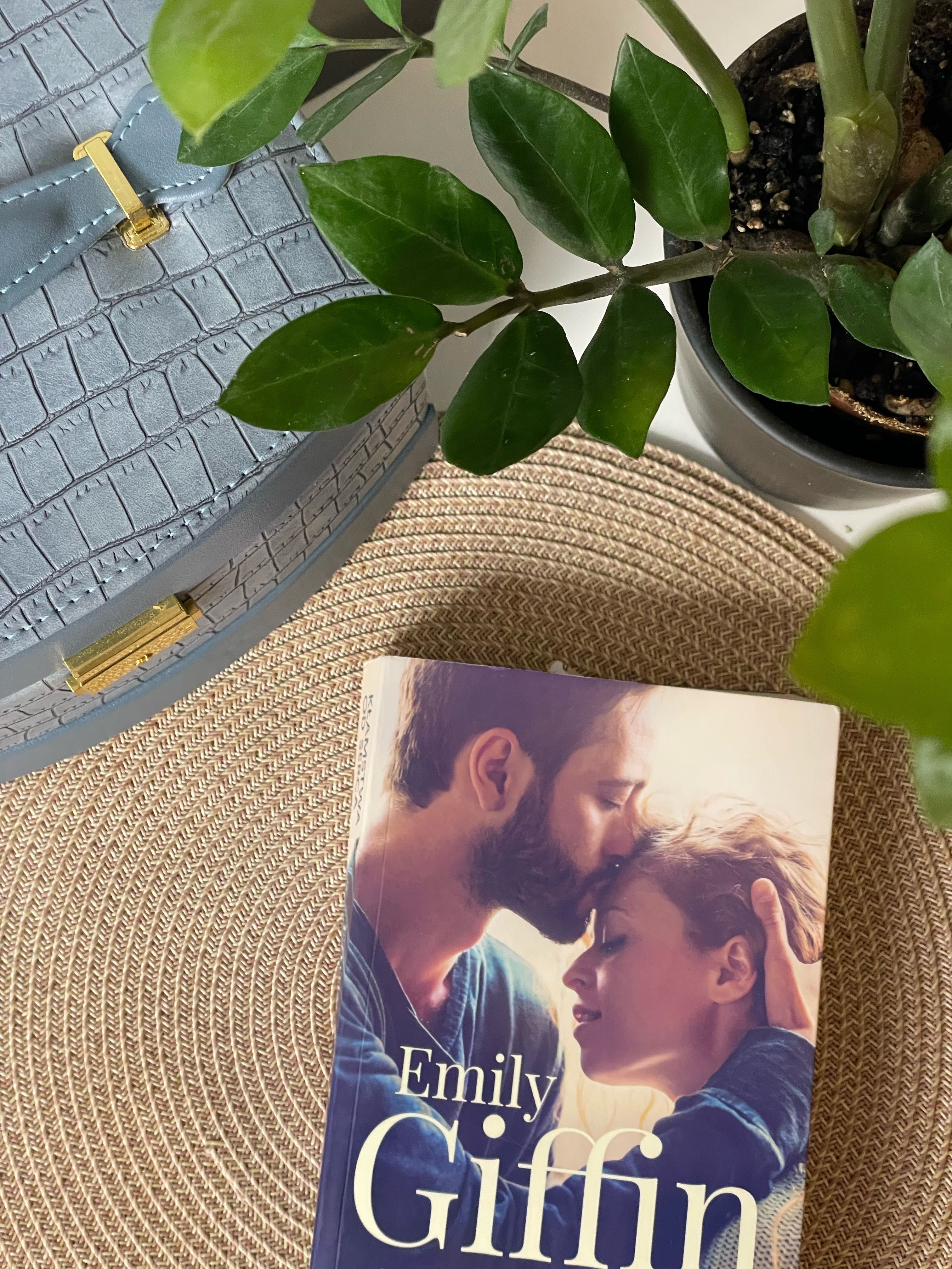 Kłamstwa od serca Emily Giffin