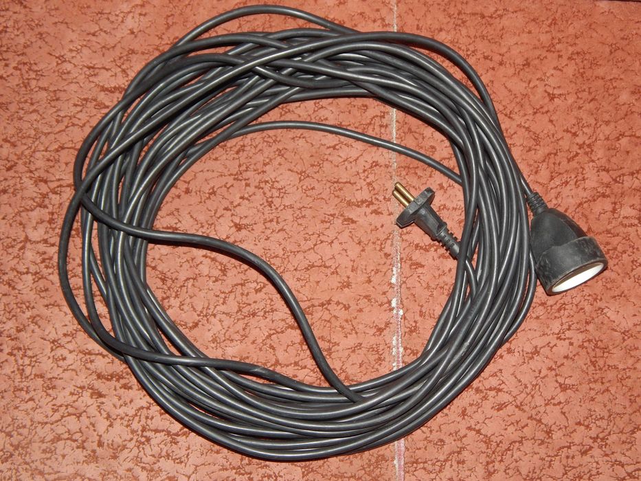 Удлинитель удлиннитель в сеть 220В подовжувач чорний на 1 розетку 20 м