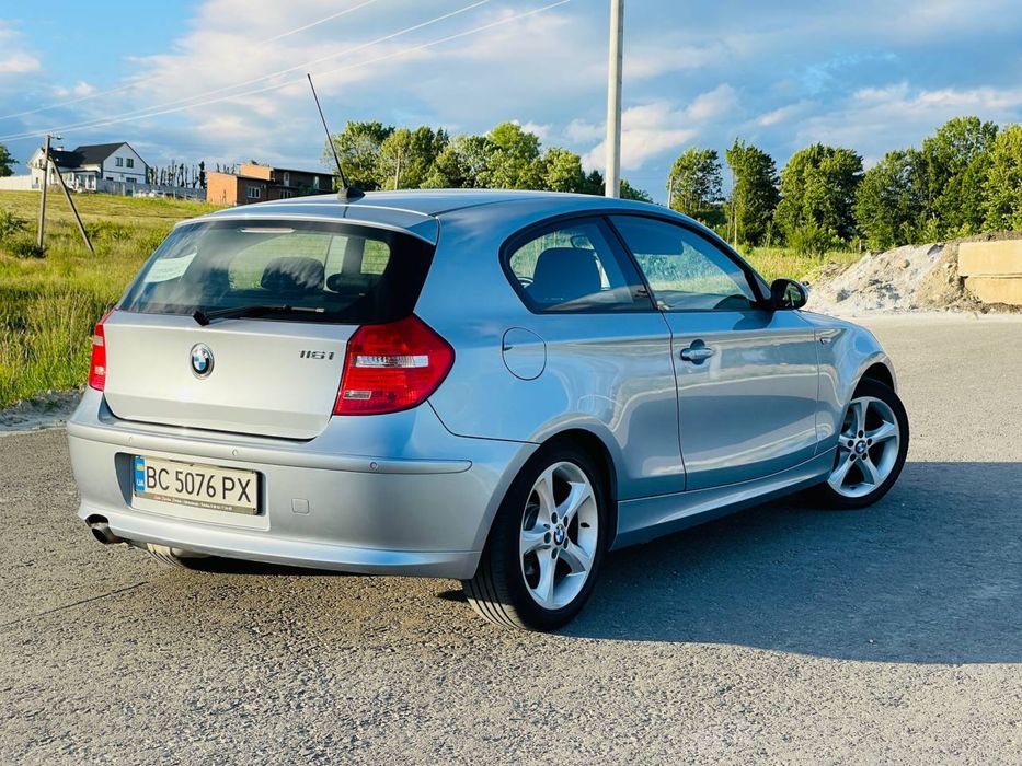 BMW 1 Series 2009 2.0 ідеальний стан
