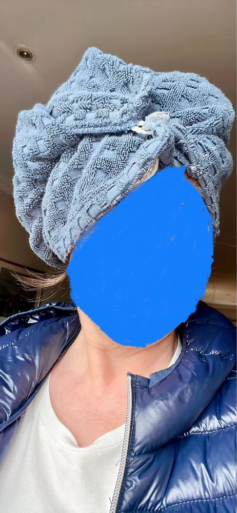 Três turbantes em felpa para cabelo