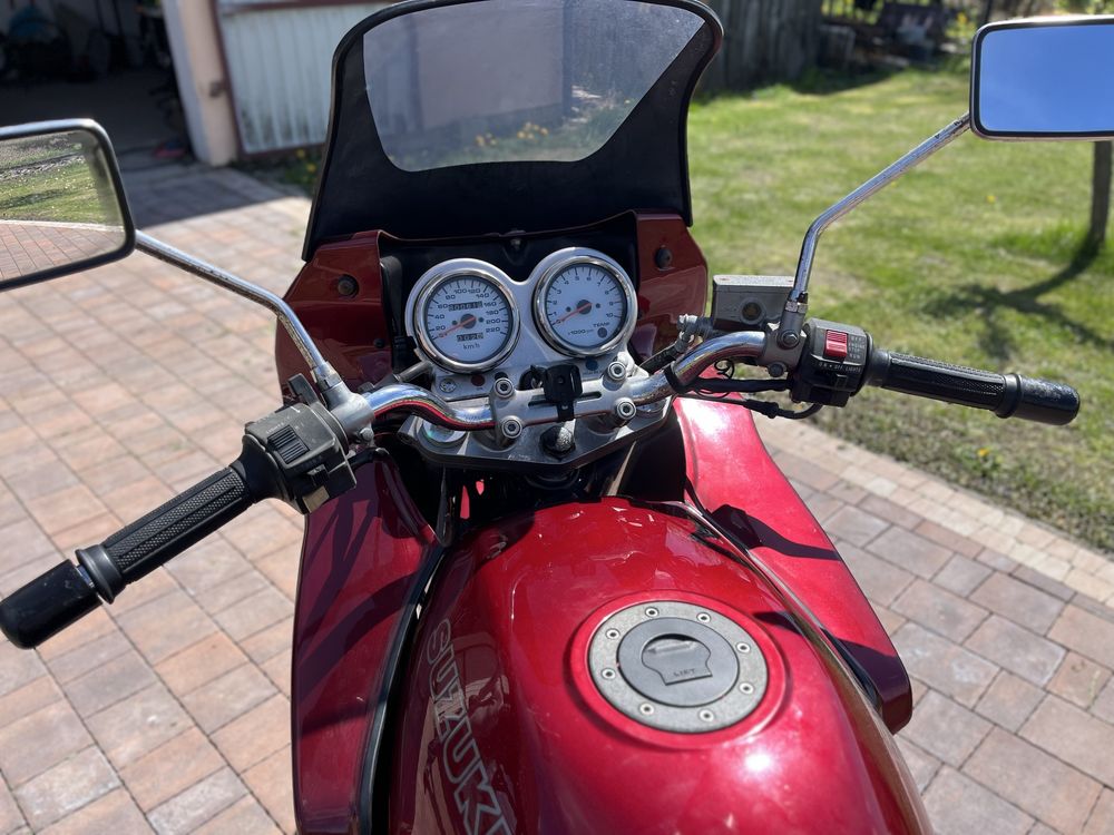 Suzuki VX800 motocykl