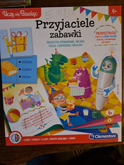 Przyjaciele i zabawki interaktywna gra i puzzle