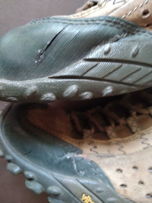 Мужские кожаные трекинговые кроссовки merrell