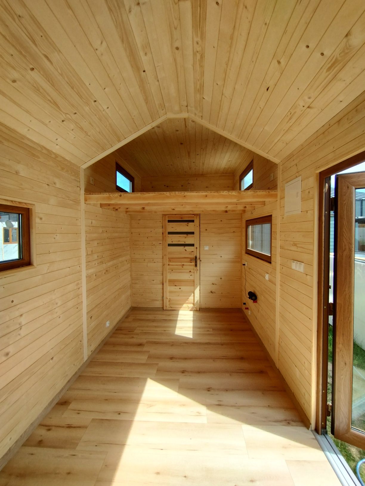 Mobilny domek z antresolą, tiny house, 2,5 x 6 plus antresola 2.5 x 3