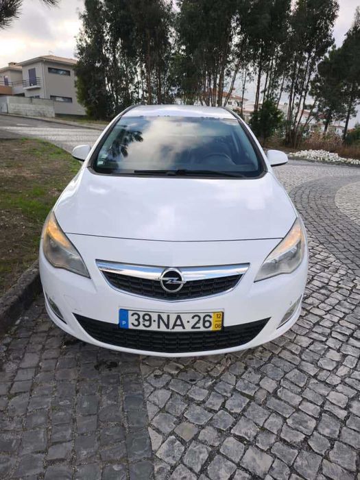 Opel Astra J Sport Tourer  1.7 CDTI