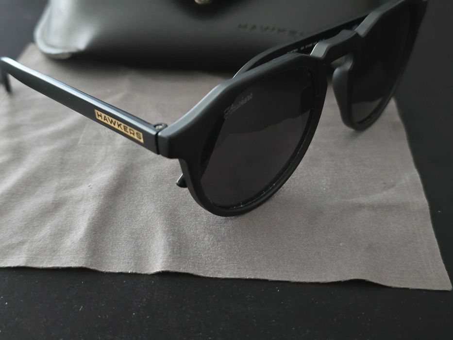 Hawkers - óculos de sol