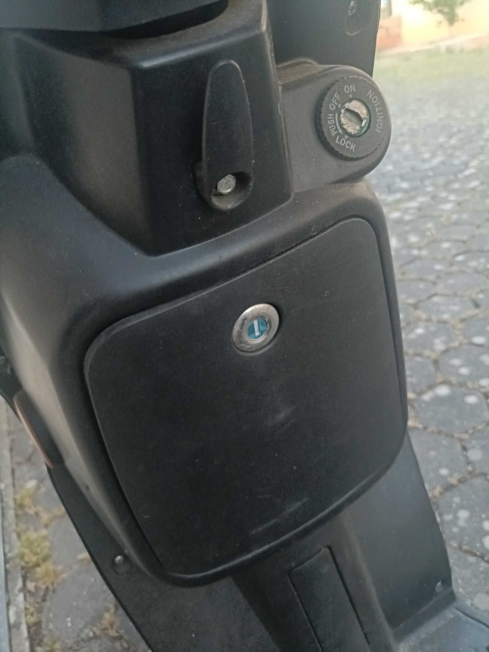 Scooter elétrica
