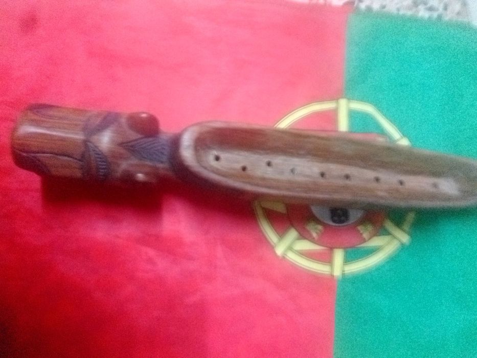 Arte africana em madeira.