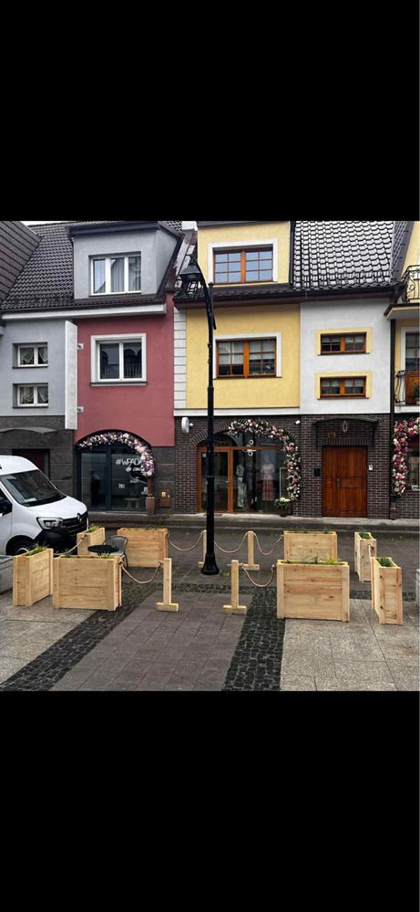Drewniane konstrukcje ogrodowe – domki, altany, pergole i więcej!