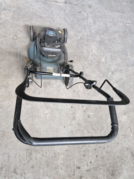 Kosiarka Makita PLM5120