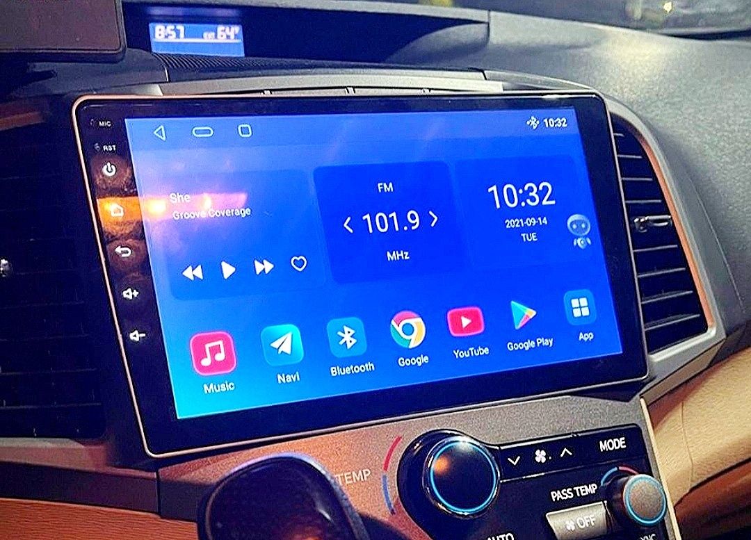 Магнітола Android Toyota Venza, Bluetooth, USB, GPS, WiFi, з рамкой!